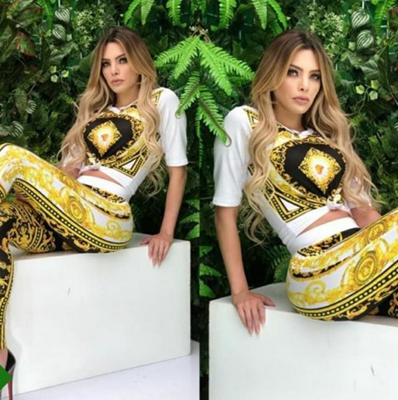 V 2pc Set - Picture 2 of 2